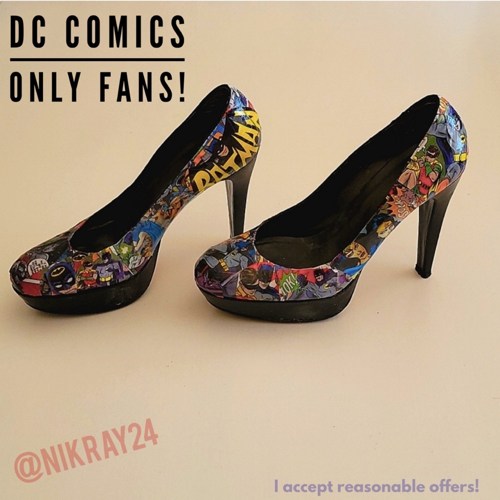 DC comics sz 8 w/ 3" platform 2" heels Batman Wonder Woman Comic Con